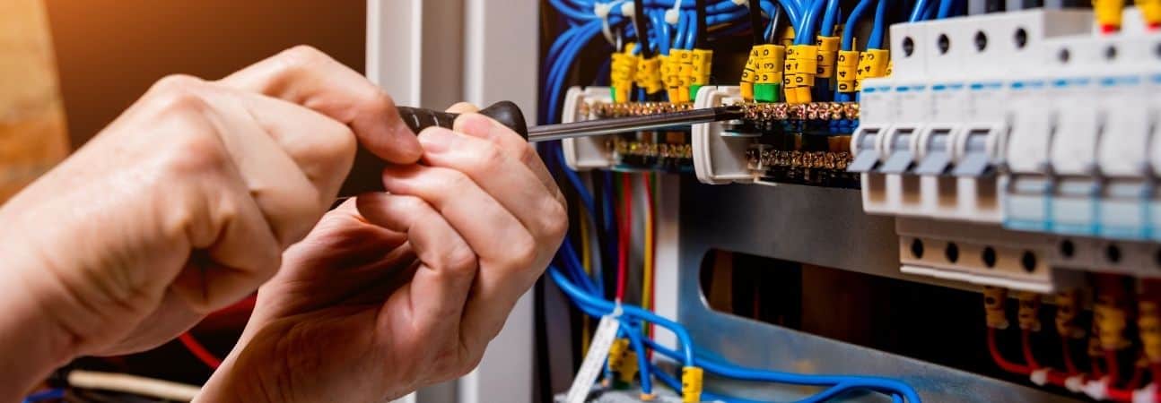 Why You Should Renew Your New Hampshire Electrical License With the Help of JADE Learning