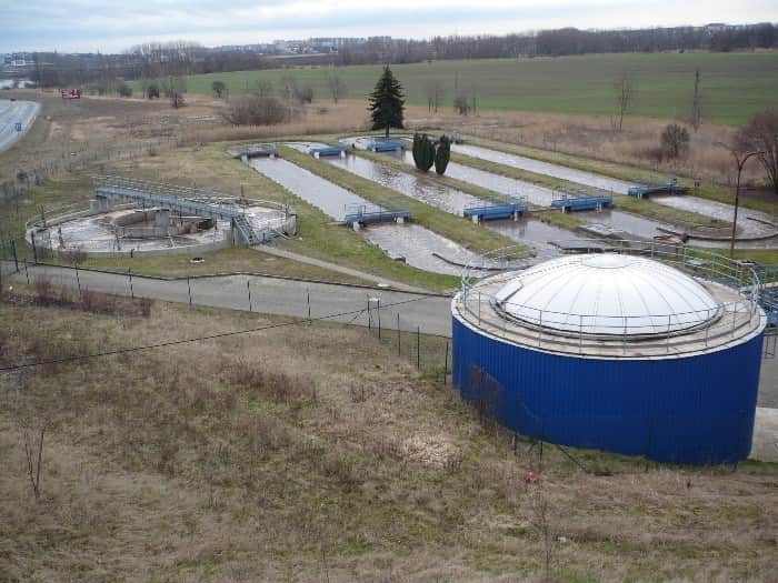 Working Together in the Water Industry: Owners and Operators Contributing to the Same Benefit